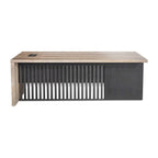 Bureau d'ordinateur de bureau de direction moderne pour le travail et l'écriture