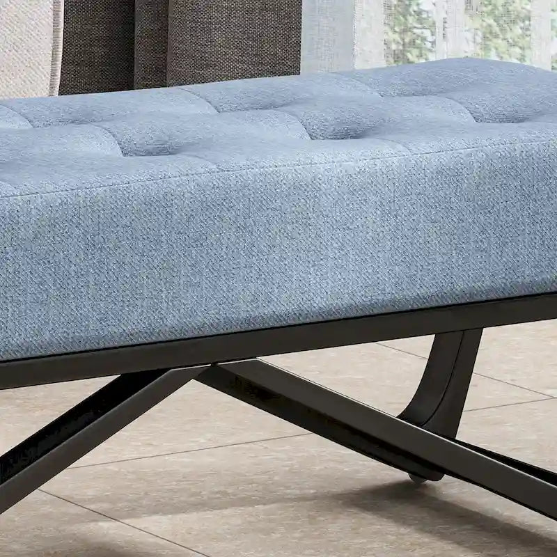Banc-ottoman en tissu capitonné avec pieds en bois courbé