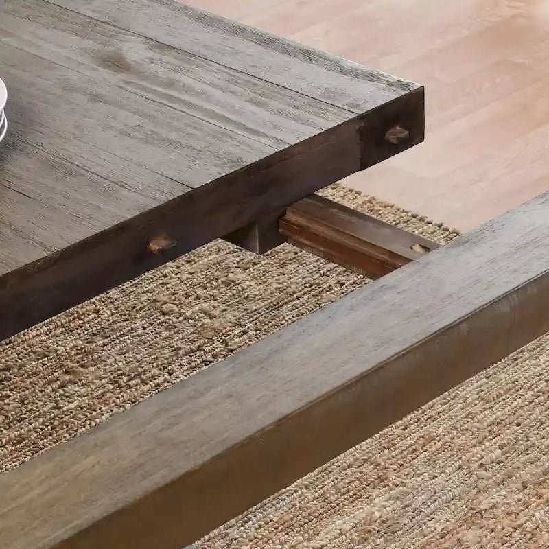 Table à manger extensible 84-114 Kasey en pin recyclé par Kosas Home