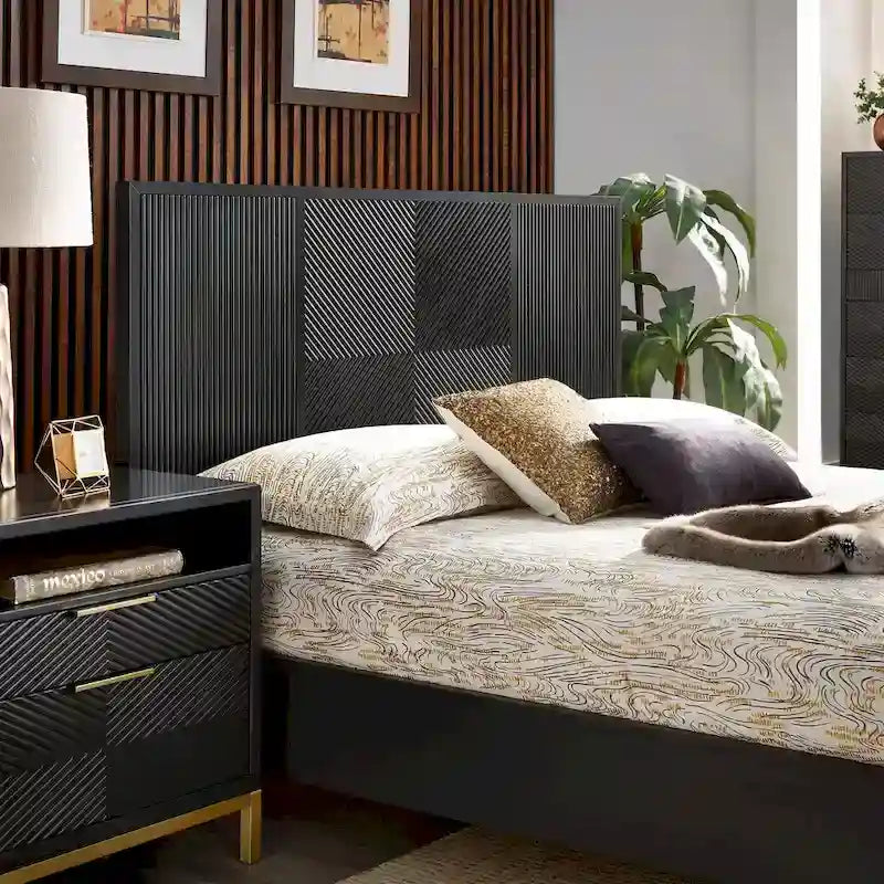 Ensemble de chambre à coucher 5 pièces Chevron sculpté – Lit à panneaux de bois, commode, miroir et tables de chevet