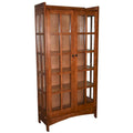 Vitrine en chêne avec portes vitrées