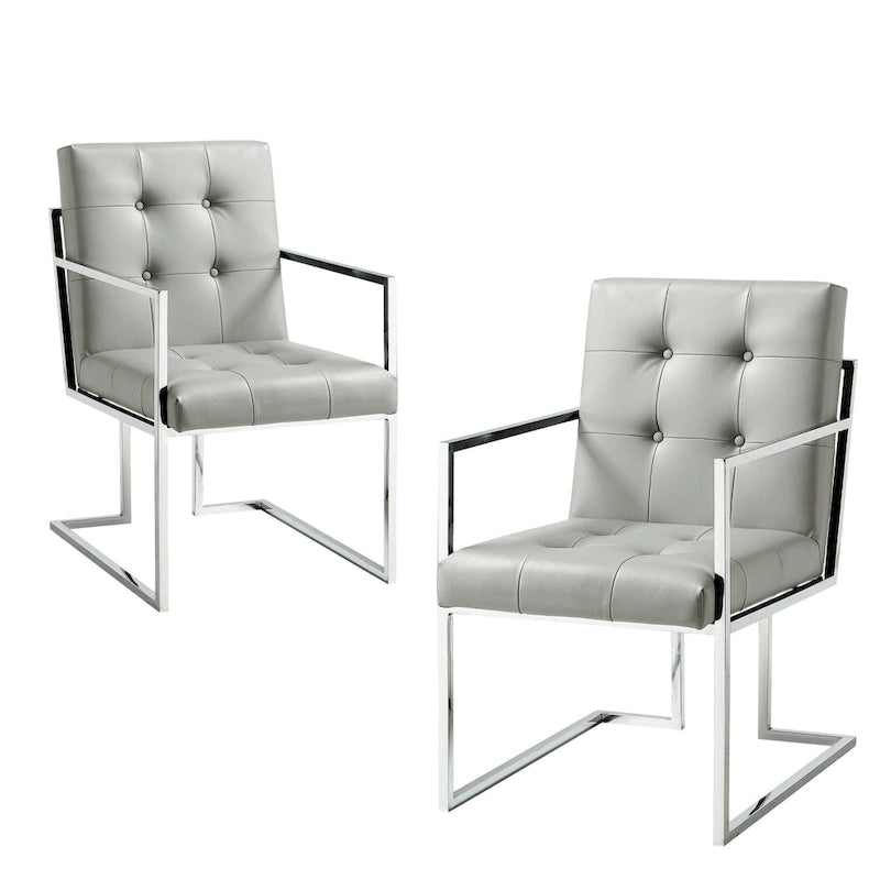 HomeRoots Lot de deux chaises de salle à manger avec accoudoirs, en similicuir touffeté gris clair et argent métallisé