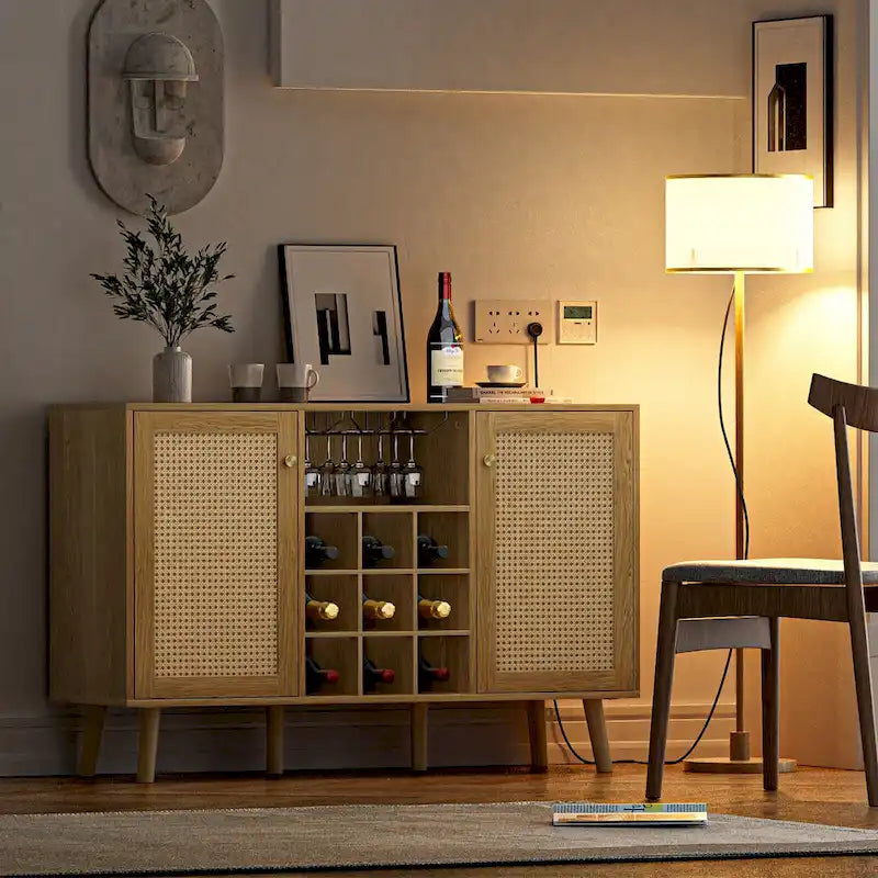 Buffet en rotin chêne naturel avec porte-bouteilles